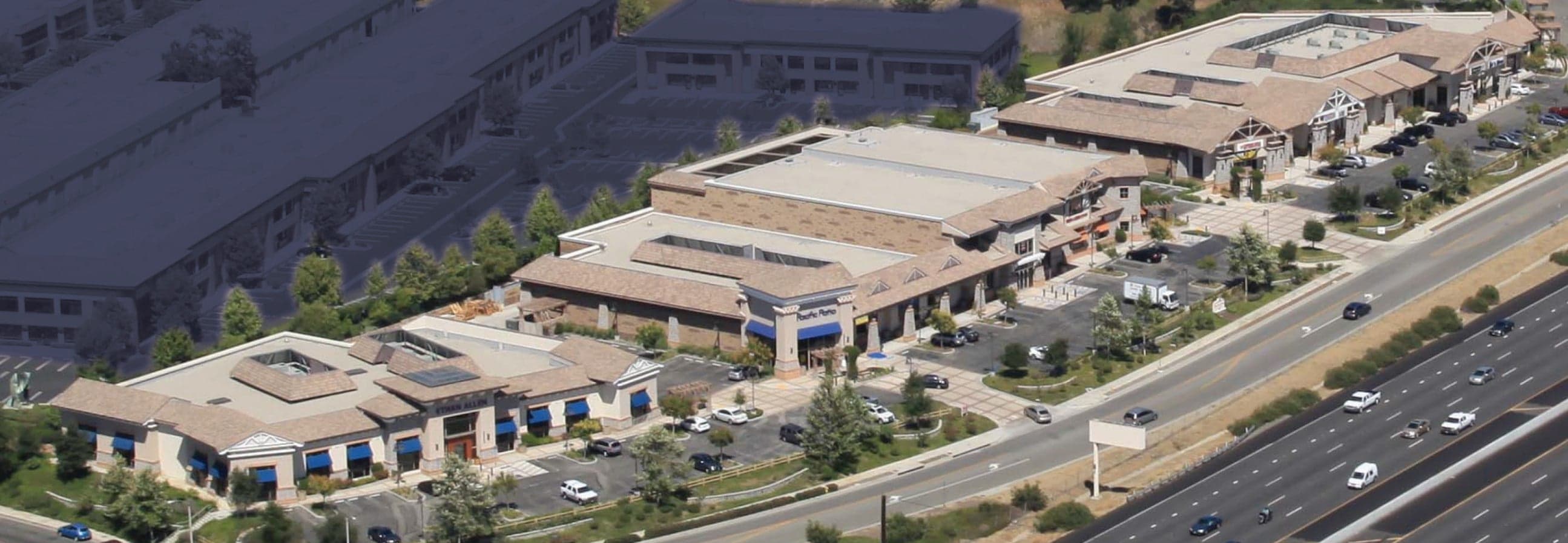 Theo Management Begins Property Management for Agoura Design Center